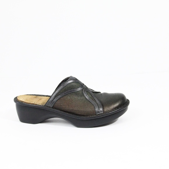 naot upgrade leather clogs